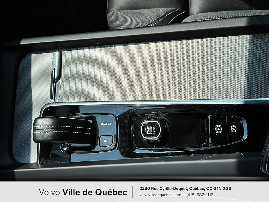 2022 Volvo XC60 R-Design-19