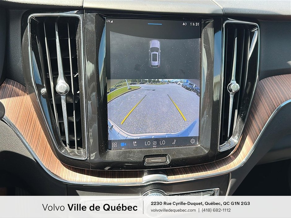 2023 Volvo XC60 Plus Dark Theme-22