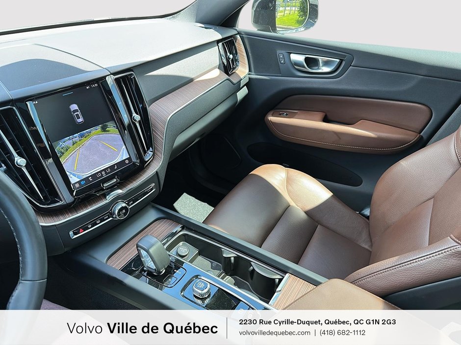 2023 Volvo XC60 Plus Dark Theme-24