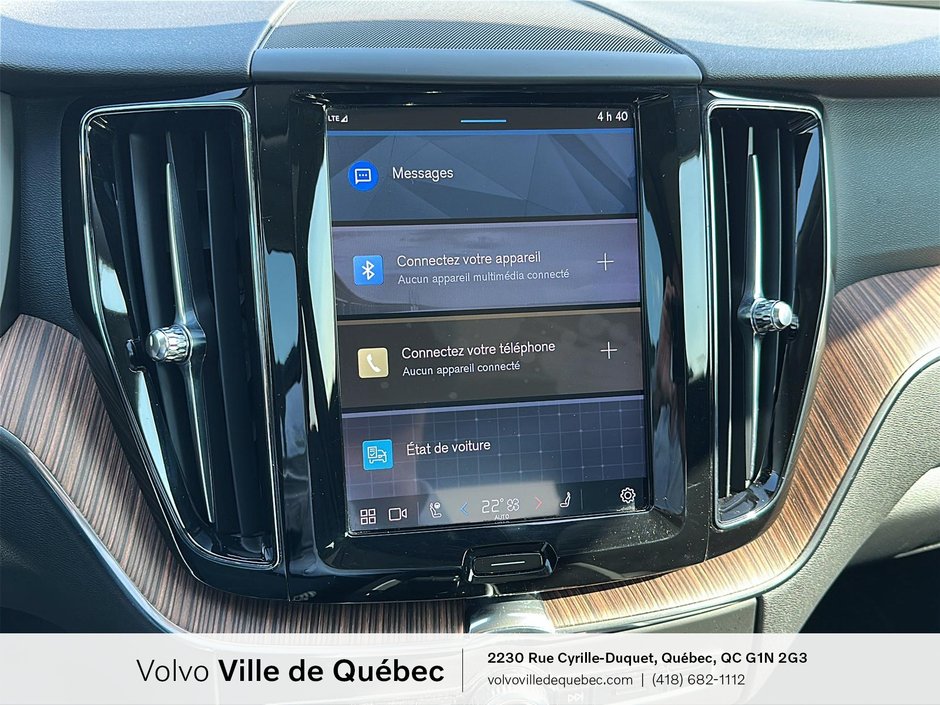 2023 Volvo XC60 Plus Dark Theme-14