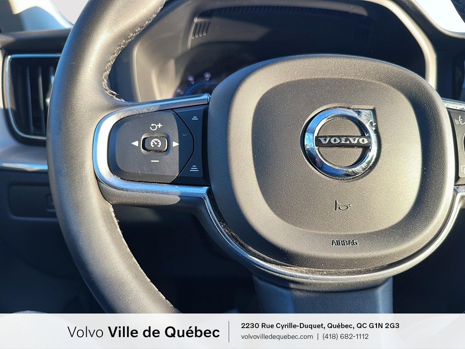 2024 Volvo XC60 Core Dark Theme-9