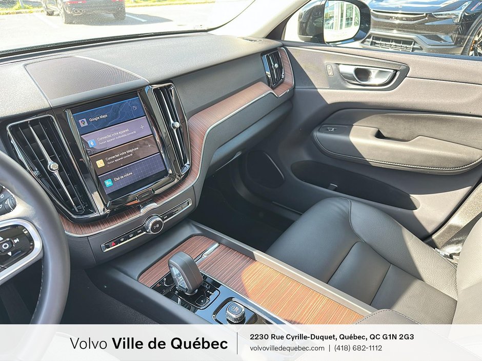 2024 Volvo XC60 Plus Dark Theme-18