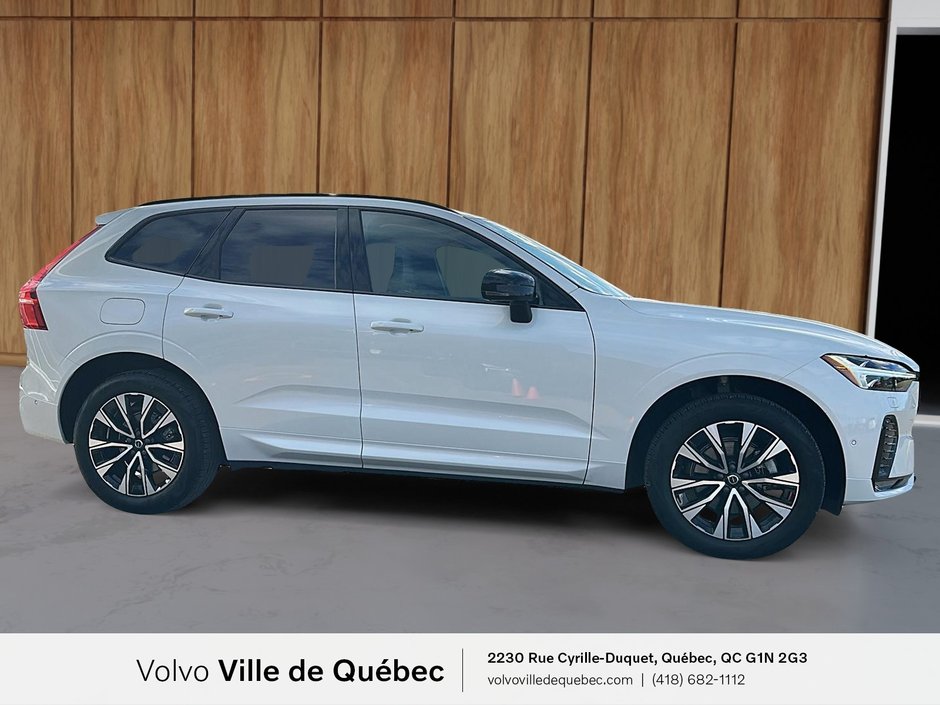 2024 Volvo XC60 Plus Dark Theme-2