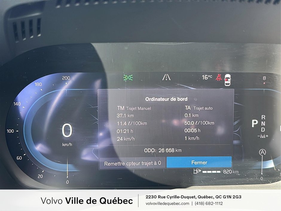 2024 Volvo XC60 Plus Dark Theme-16