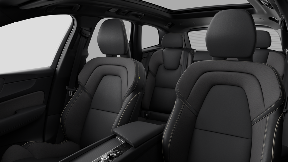2026 Volvo XC60 ULTRA BLACK EDITION-11