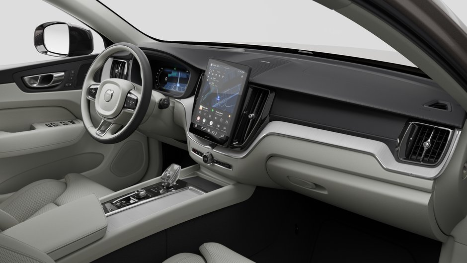 Volvo XC60 ULTRA DARK THEME 2025-9