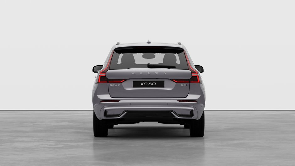 Volvo XC60 PLUS DARK THEME 2026-5