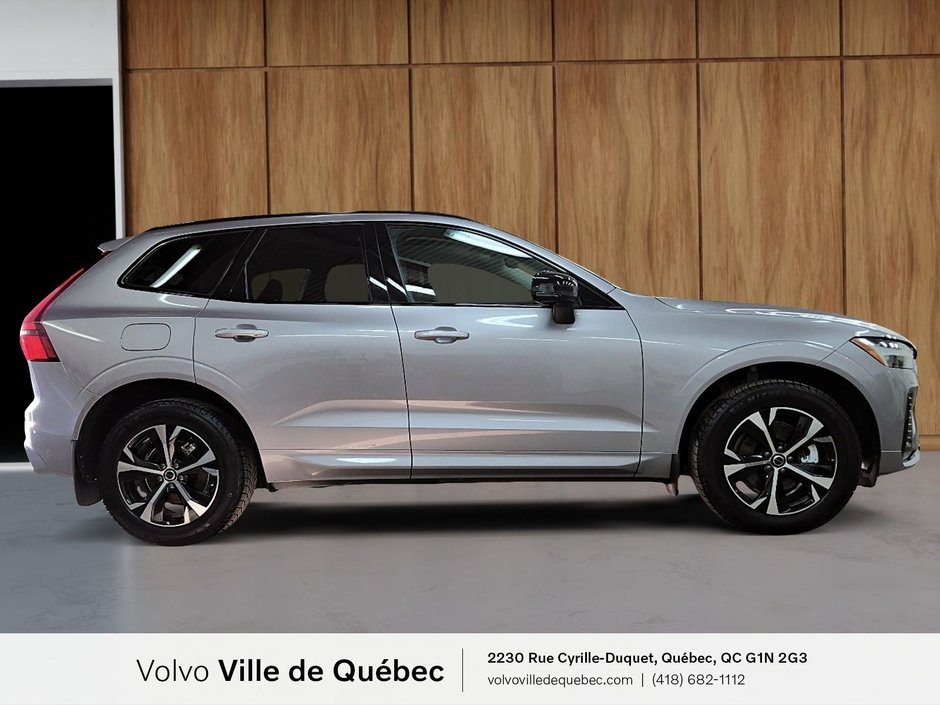 Volvo XC60 Core Dark Theme 2026-3