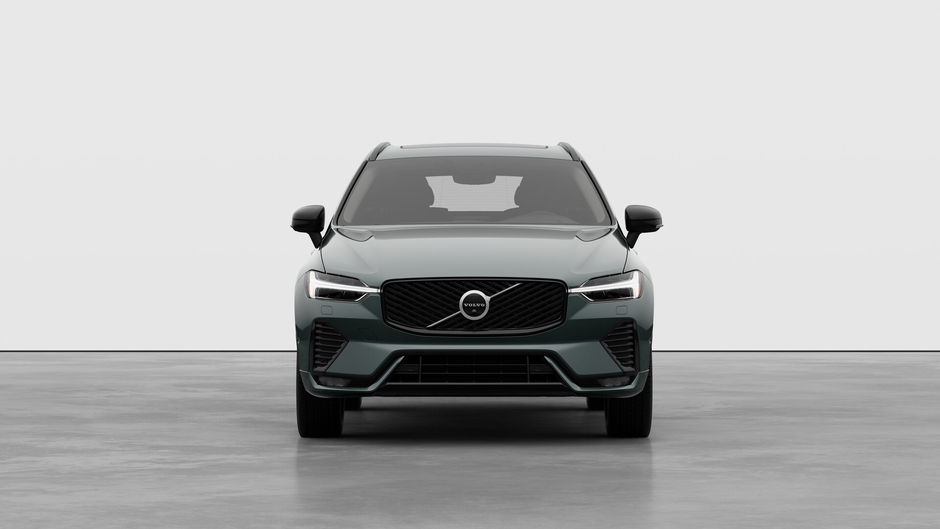 2026 Volvo XC60 PLUS DARK THEME-4