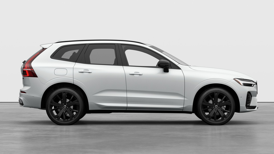 2026 Volvo XC60 ULTRA BLACK EDITION-6