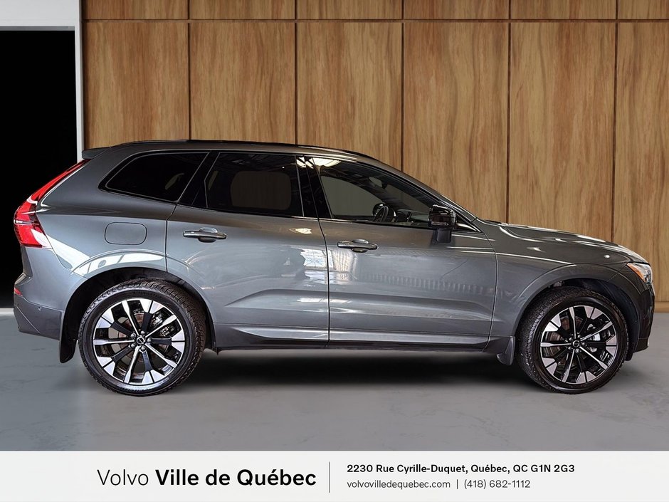 Volvo XC60 Plus Dark Theme 2026-3
