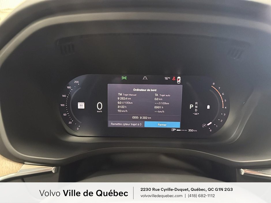 Volvo XC60 Plus Dark Theme 2026-14