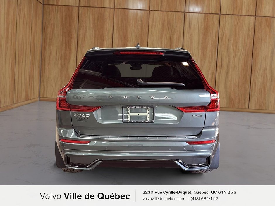 Volvo XC60 Plus Dark Theme 2026-4