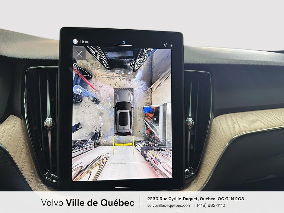 Volvo XC60 Plus Dark Theme 2026-16