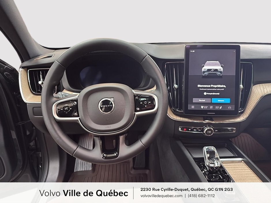 Volvo XC60 Plus Dark Theme 2026-10