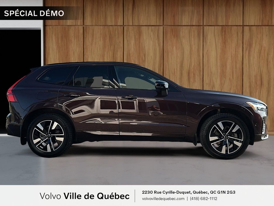 2026 Volvo XC60 Plus Dark Theme-3