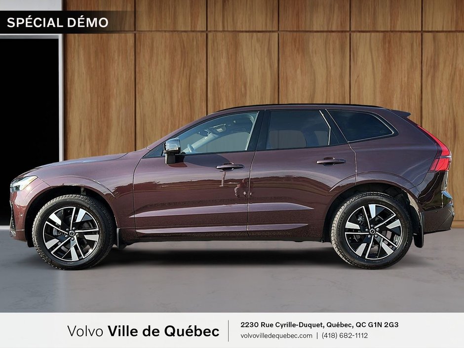 2026 Volvo XC60 Plus Dark Theme-5