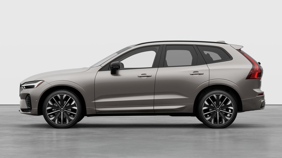 Volvo XC60 ULTRA DARK THEME 2027-7