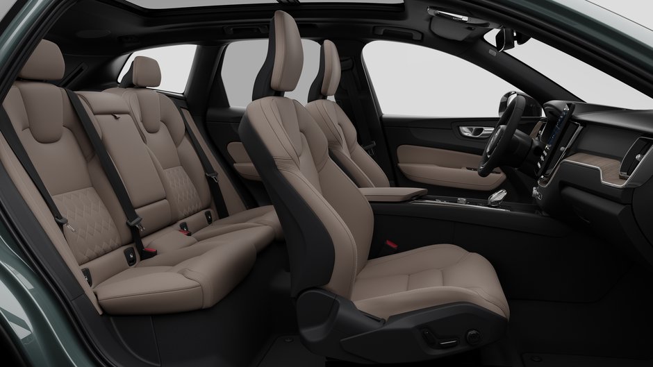 Volvo XC60 PLUS DARK THEME 2027-12