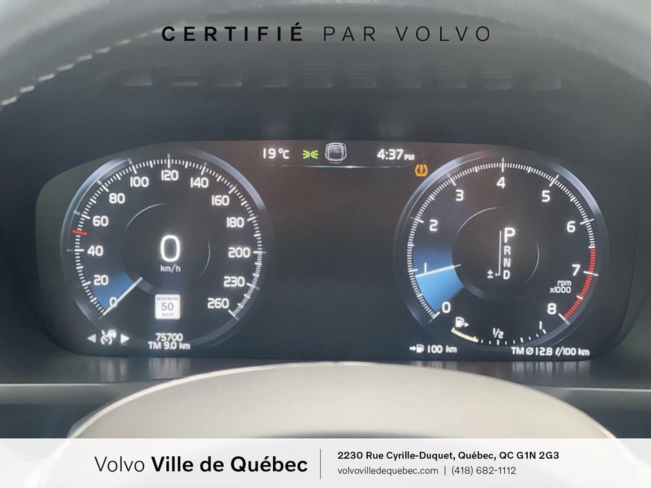 Volvo XC90 Momentum 2021-14