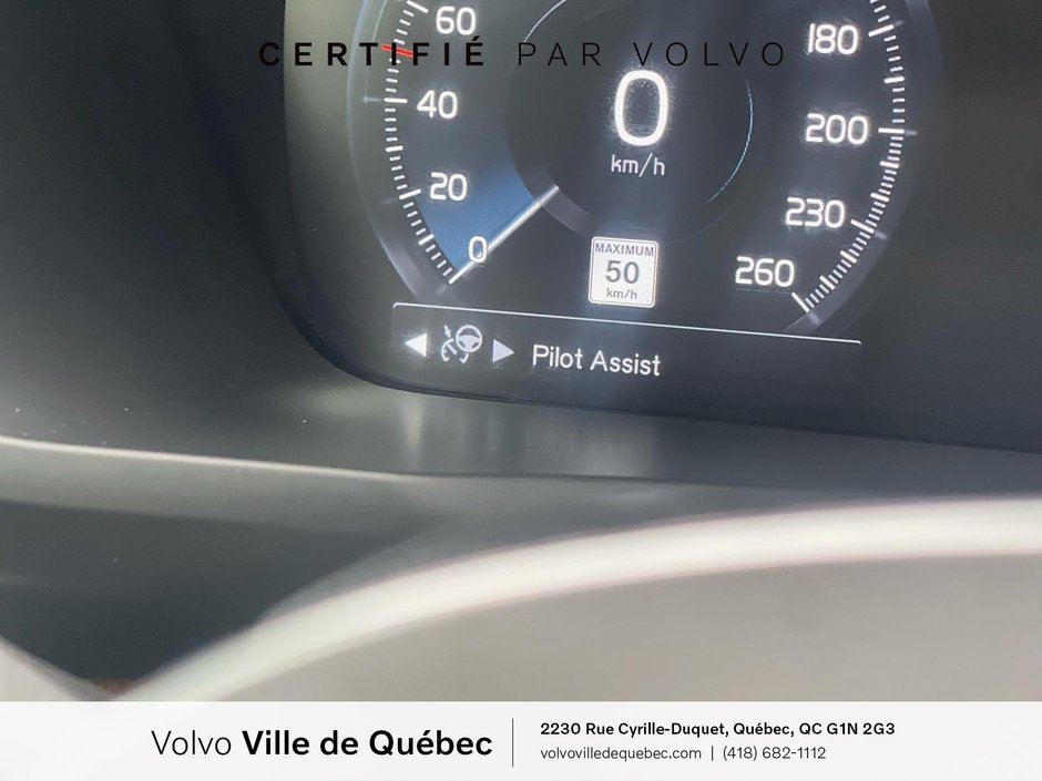 Volvo XC90 Momentum 2021-15