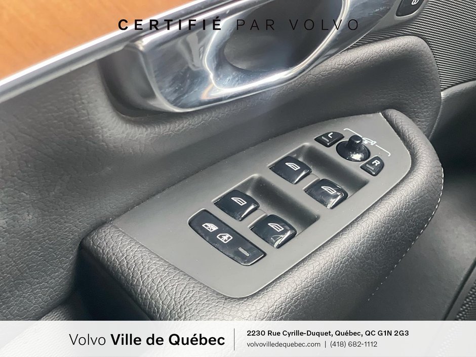 Volvo XC90 Momentum 2021-17