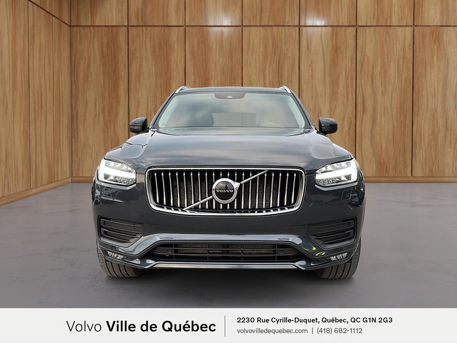 2021 Volvo XC90 Momentum-1
