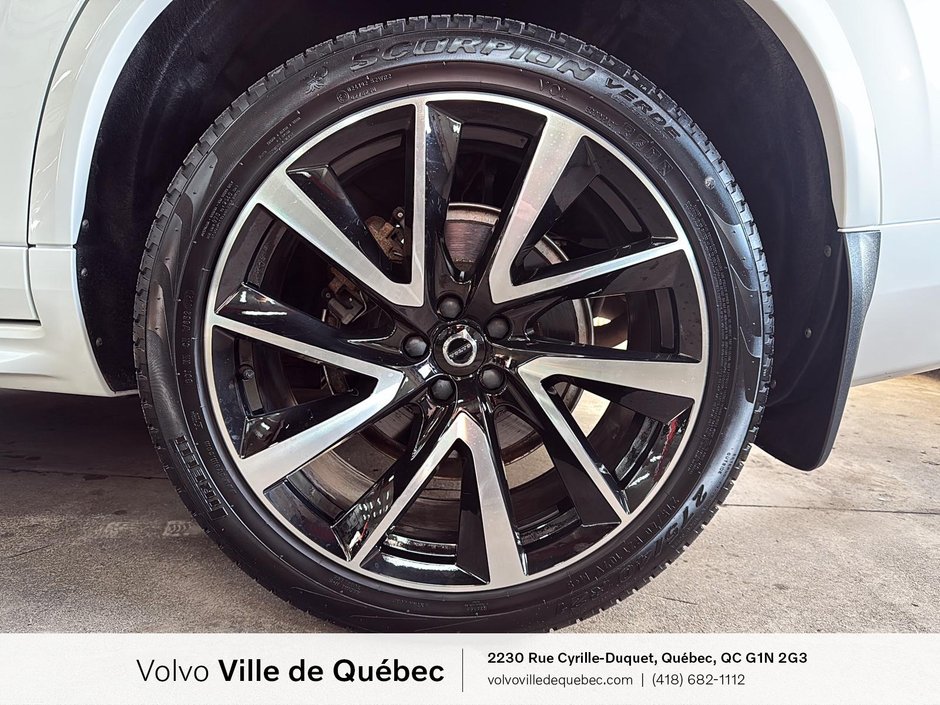 2022 Volvo XC90 Momentum-6