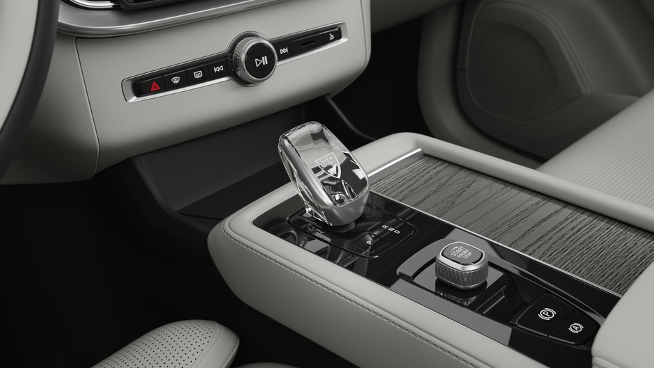 2027 Volvo XC90 Ultra 7-Seater (Dark Theme)-10