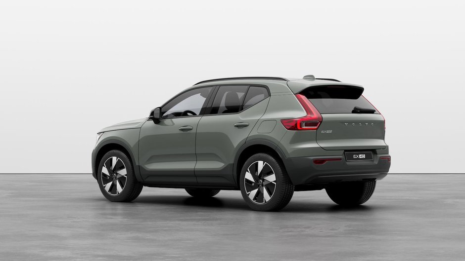 Volvo EX40 Plus 2025-1