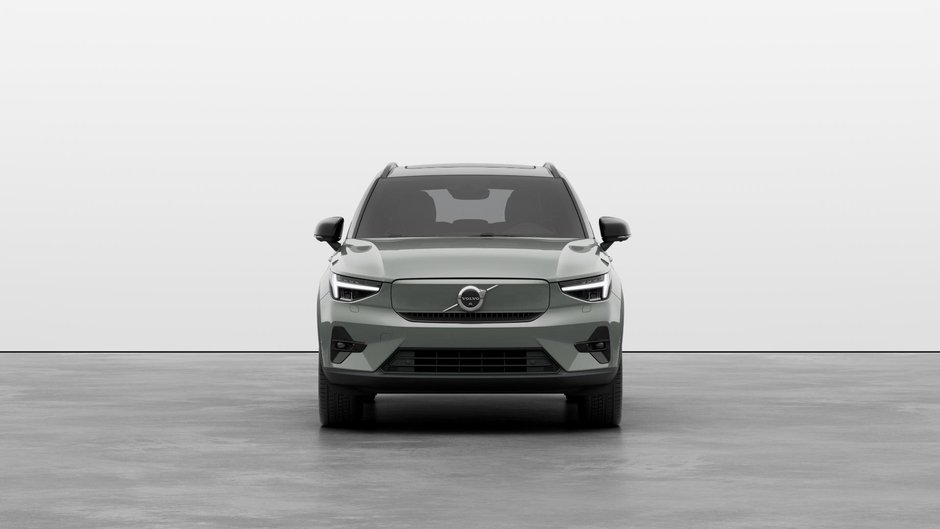 Volvo EX40 Plus 2025-2