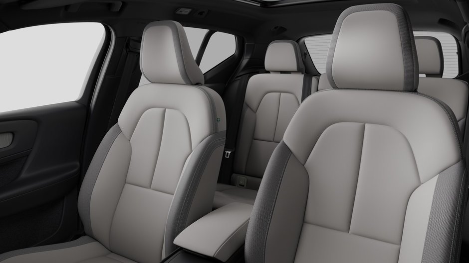 Volvo EX40 Plus 2026-11