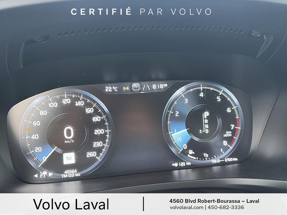 2022 Volvo V60 Cross Country BASE-13