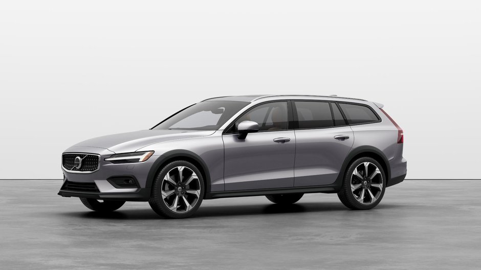 2026 Volvo V60 Cross Country Ultra in Laval, Quebec