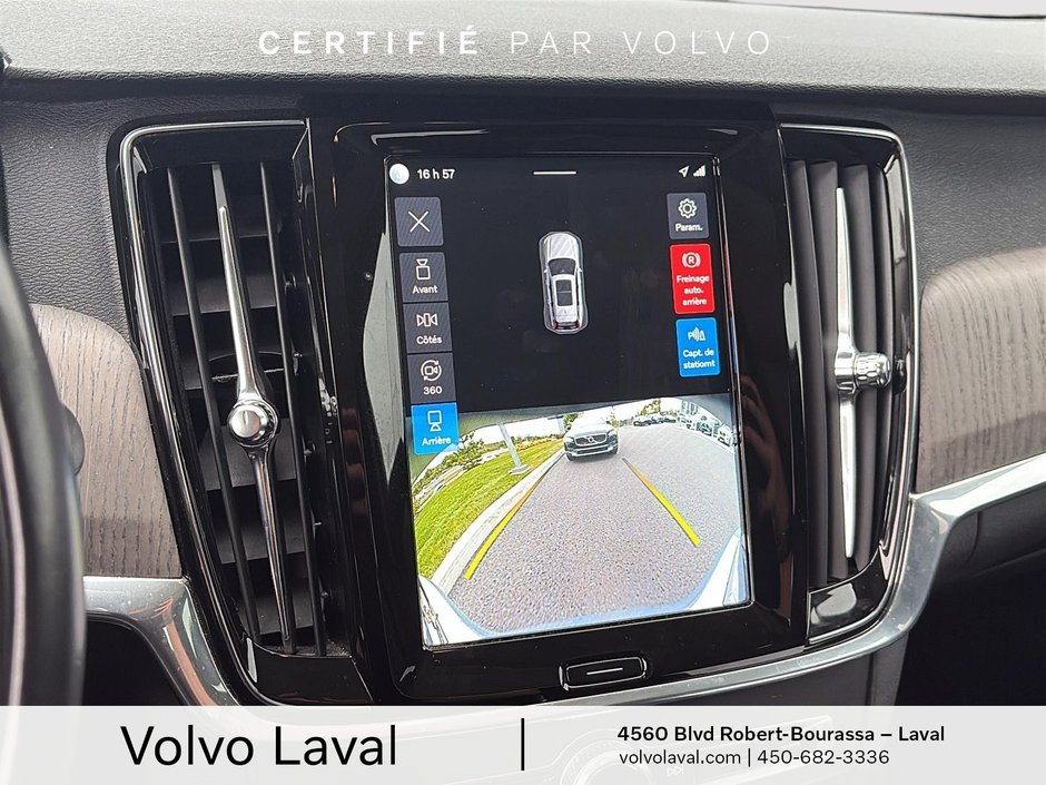 2022 Volvo V90 Cross Country-12