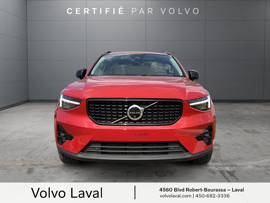 Volvo XC40 Plus 2024-1