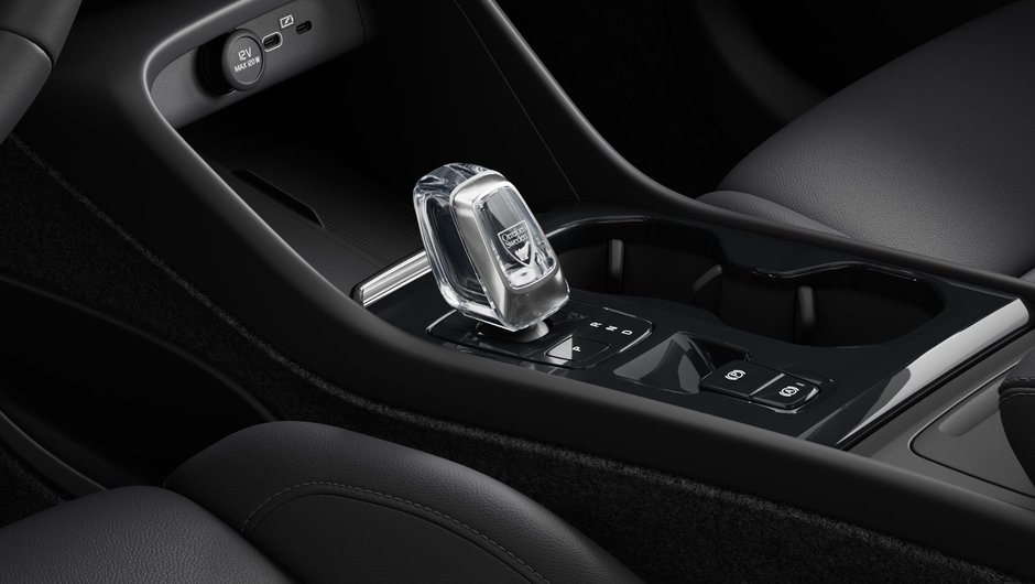 Volvo XC40 Ultra Dark Theme 2025-8