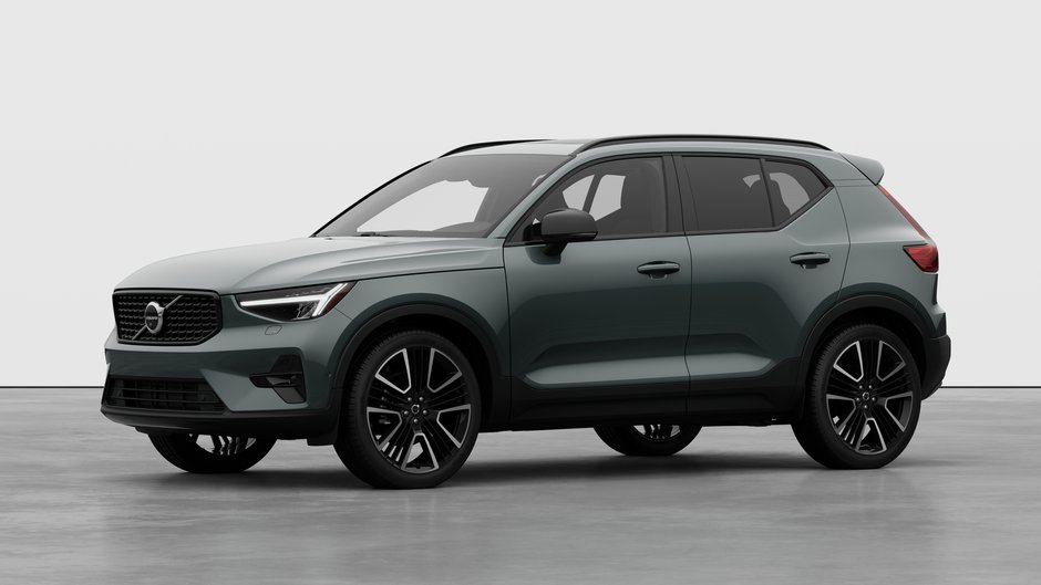 Volvo XC40 Plus Dark Theme 2026 à Laval, Québec
