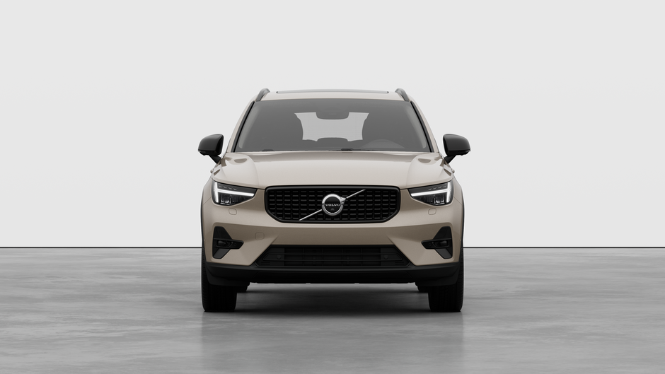Volvo XC40 Plus Dark Theme 2026-4