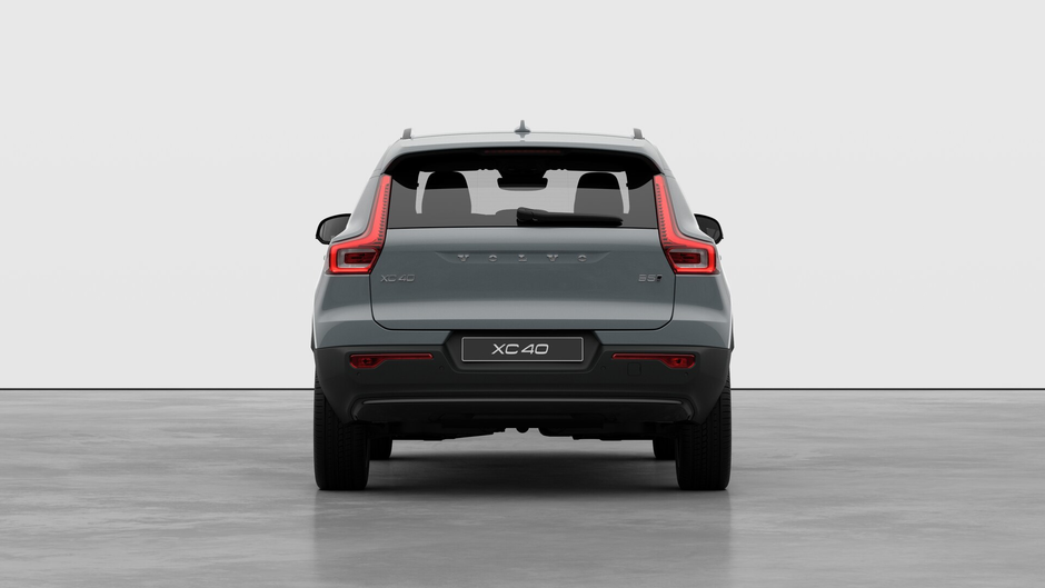 Volvo XC40 Plus Dark Theme 2026-5