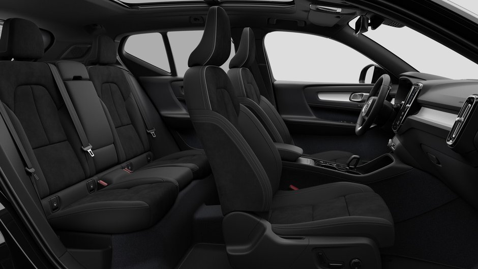 2026 Volvo XC40 Ultra Black Edition-12