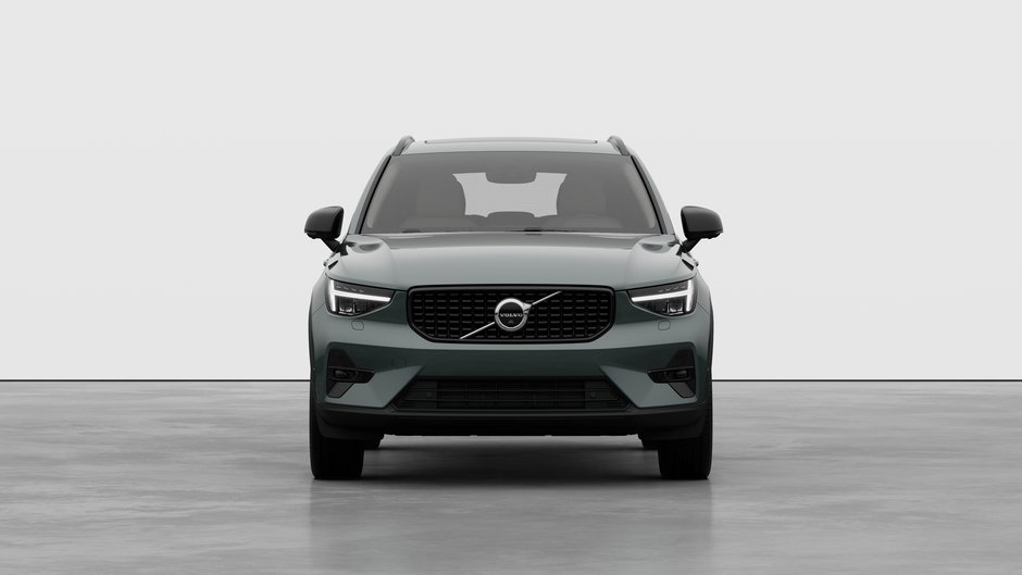 Volvo XC40 Plus Dark Theme 2026-4