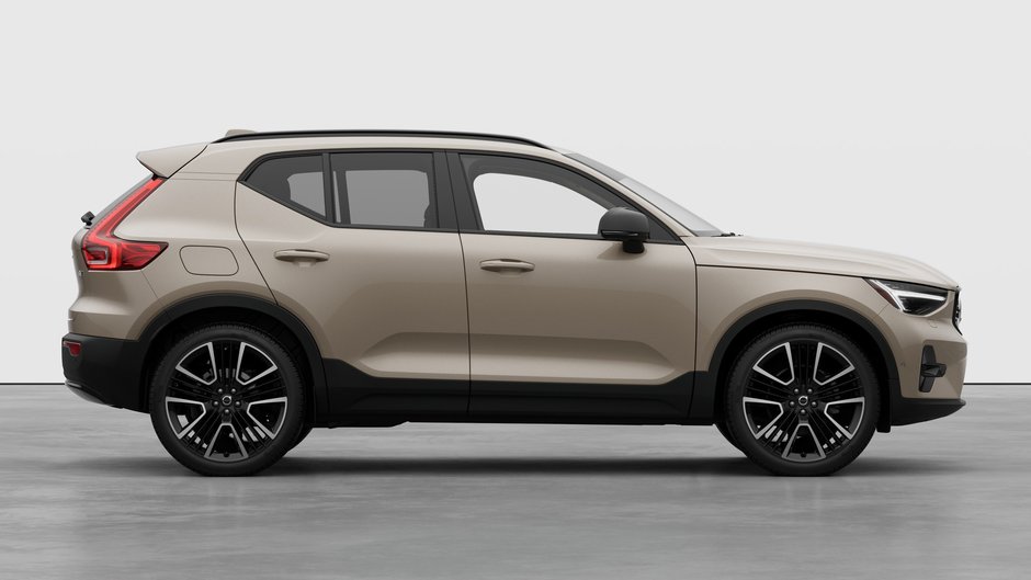 2026 Volvo XC40 Ultra Dark Theme-6