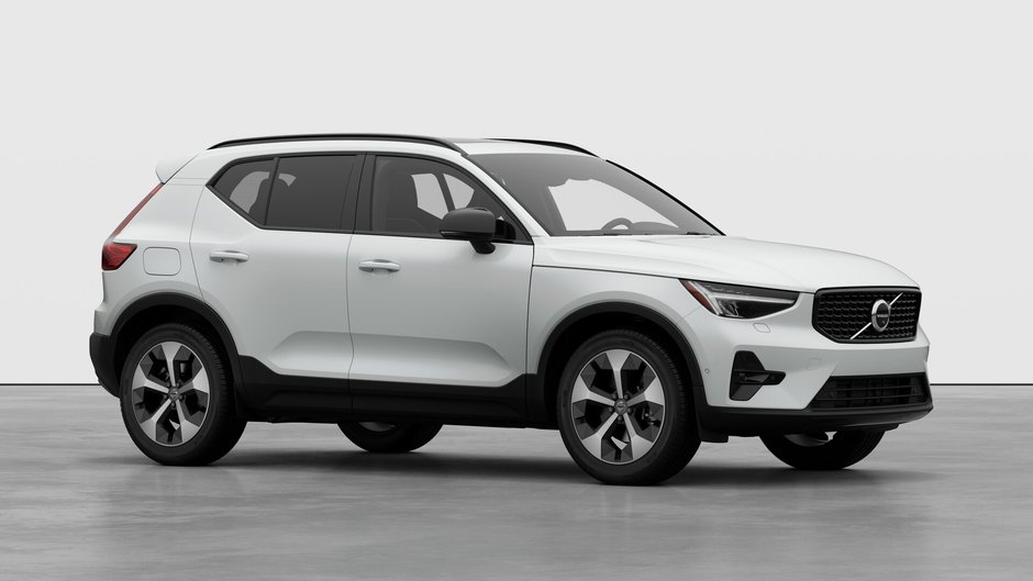 2026 Volvo XC40 Plus (Dark Theme)-2