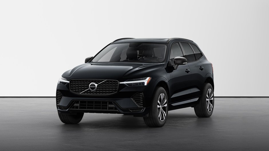 Volvo XC60 Plug-in Hybrid Core Dark Theme 2025 à Laval, Québec