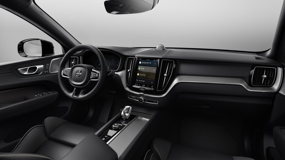 Volvo XC60 Plug-in Hybrid Polestar Engineered 2025-7