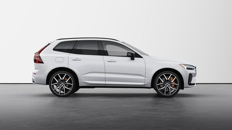 Volvo XC60 Plug-in Hybrid Polestar Engineered 2025-4