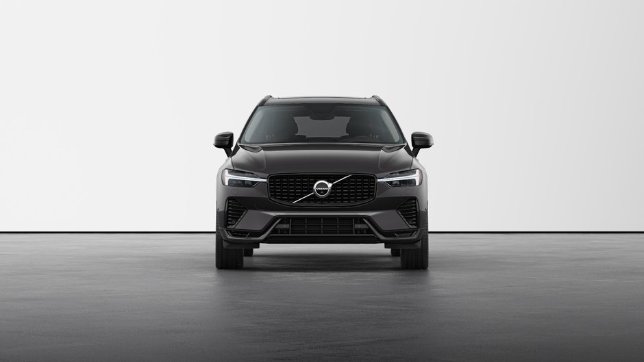 Volvo XC60 Plug-In Hybrid Ultra Dark Theme 2025-2