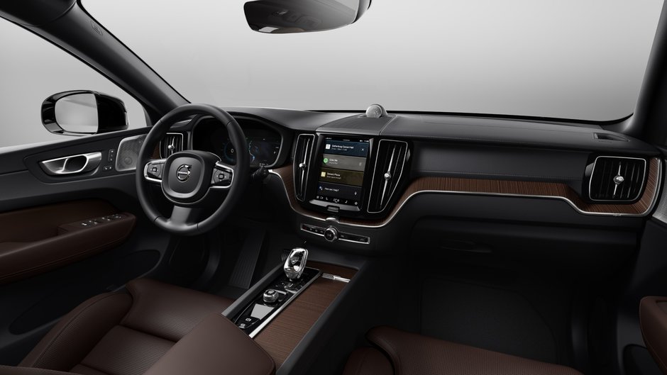 Volvo XC60 Plug-in Hybrid Ultra Dark Theme 2025-7