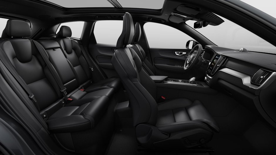 2025 Volvo XC60 Plug-In Hybrid Ultra Black Edition-10